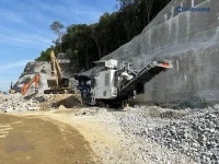 Andamine track crusher in Malaysia.webp