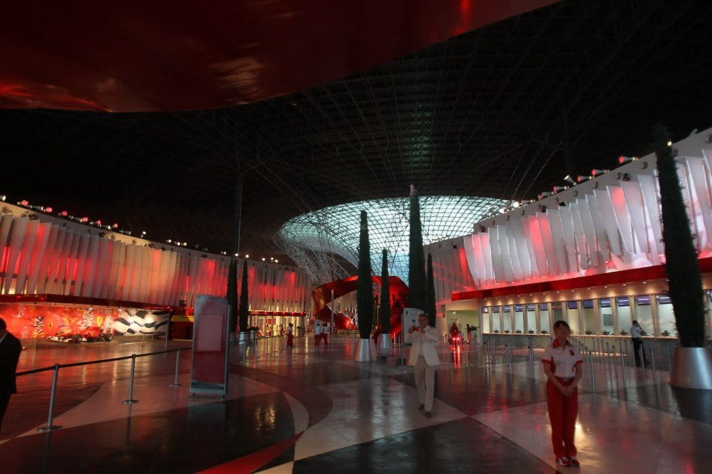 ferrari-world-abu-dhabi-park-6-1024x682.jpg