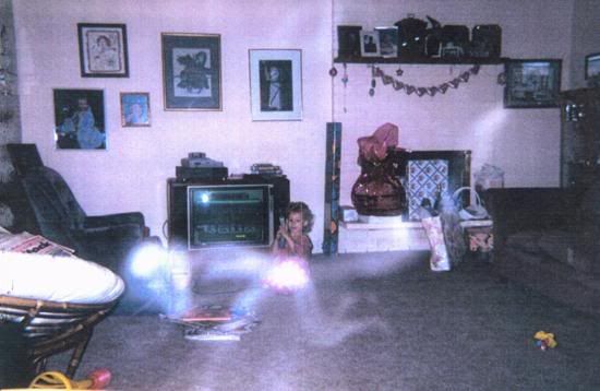 fantasmas2qi9.jpg