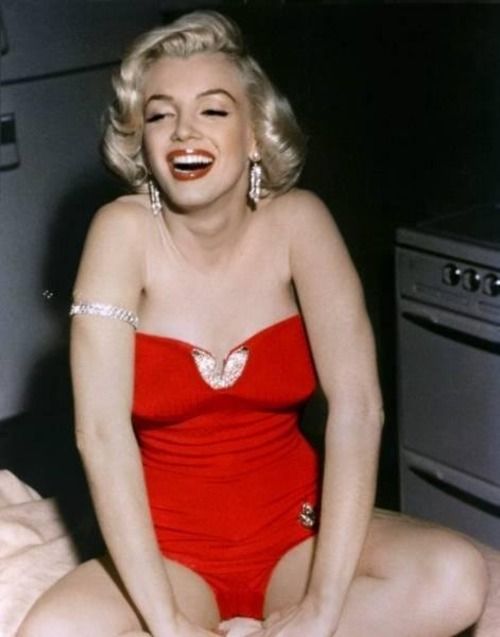 rare_photos_of_famous_people_03_32.jpg