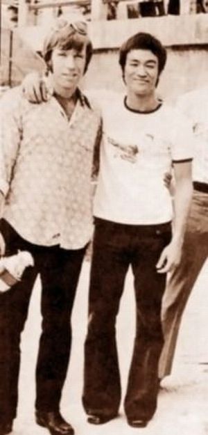 rare_photos_of_famous_people_03_68.jpg