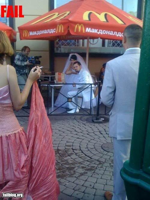 epic-fail-wedding-reception-fail.jpg