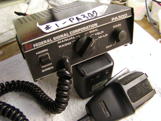 Federal_Signal_Pa300_units_1006_001.jpg