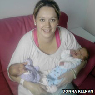 120710001258_madre_gemelos.jpg