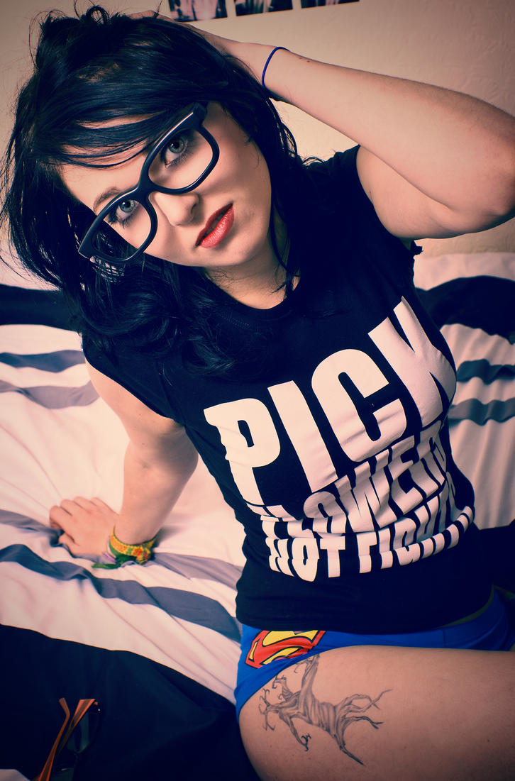 hipster_heather_v_by_theothercastle-d32psab.jpg