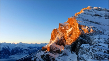 Mountains-snow-light-sky-winter-d-wallpaper-3840x2160-182291.jpg