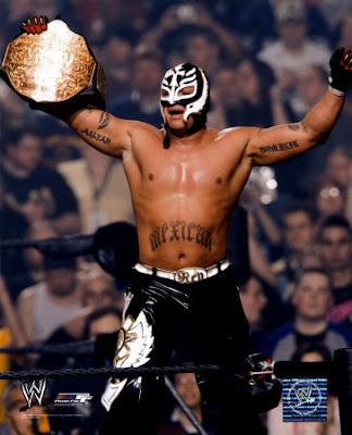 Rey-Mysterio-Photograph-C12233391.jpg