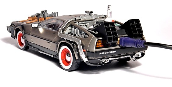 delorean-harddrive-11-23-2010.jpg