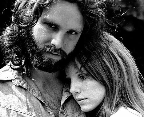 jim_morrison_pamela_courson.jpg