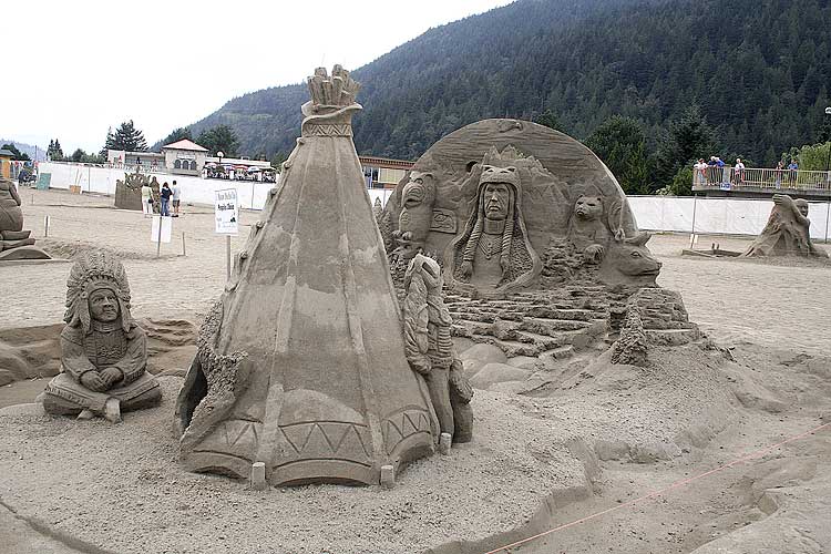 sand_sculptures_02.jpg