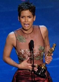 oscars-halle-berry.jpg