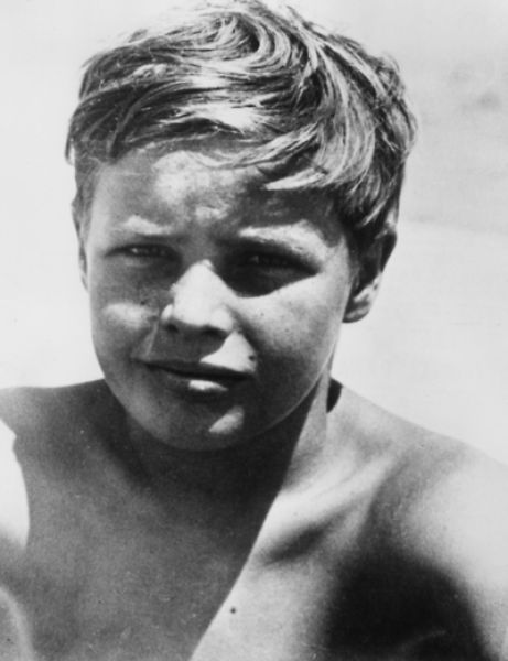 rare_photos_of_famous_people_98.jpg