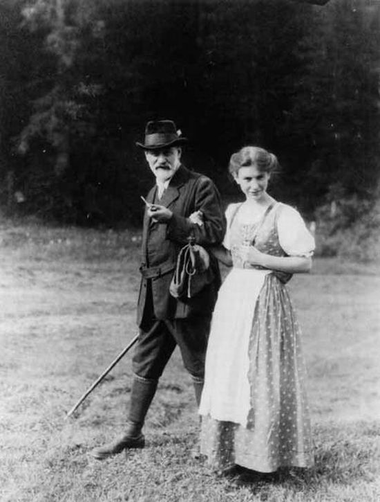 rare_photos_of_famous_people_87.jpg