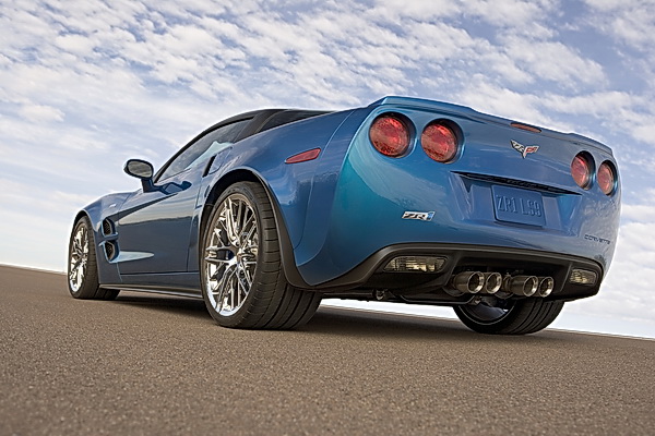 2009_corvette_zr1_med.jpg