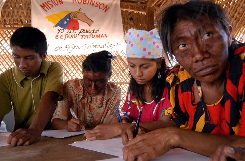 mision-robinson-indigena.jpg