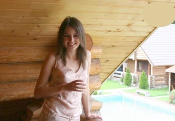 bysenzk4n14ltekbm.jpg