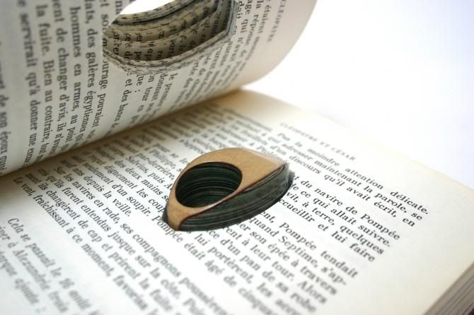 anillos_hechos_con_libros_K9o_wide.jpg