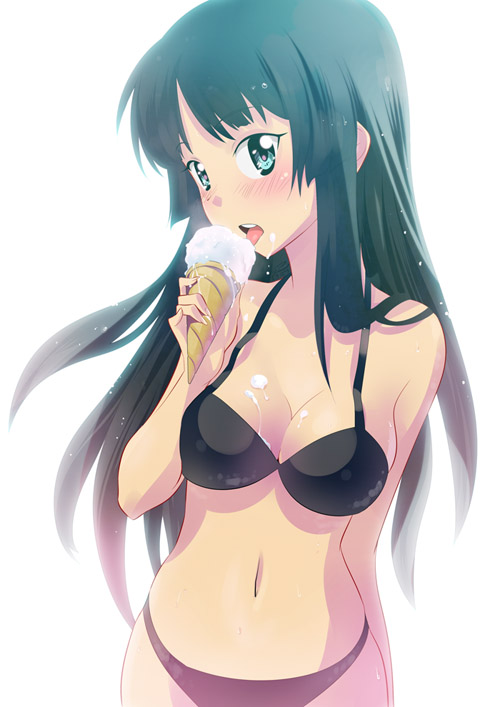 fanart_k_on_mio_in_bikini_by_zpolice.jpg