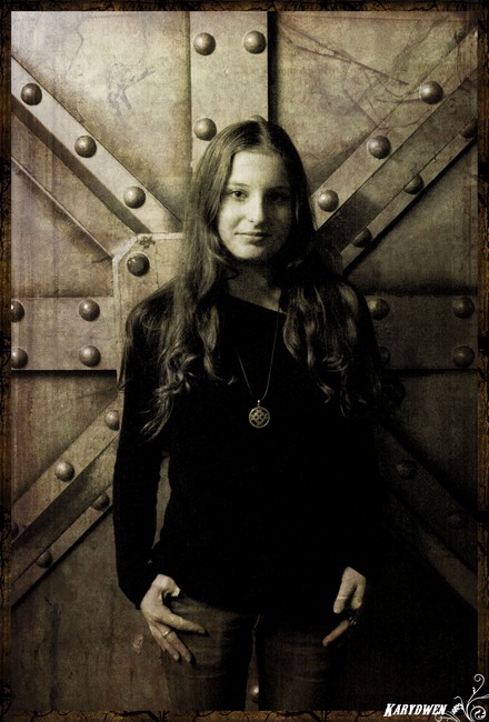 Anna_Murphy___Eluveitie_by_0Karydwen0.jpg