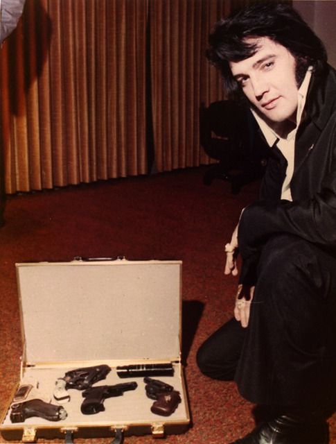 rare_photos_of_famous_people_38.jpg