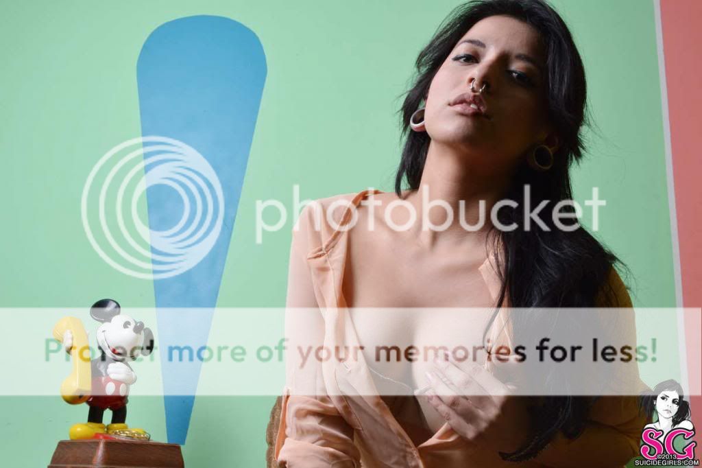 1508744_zps65e519a8.jpg