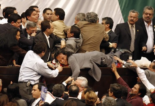 diputadosmerecerdoresbono.jpg