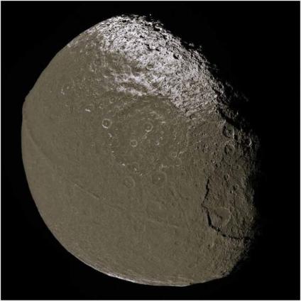 iapetus.jpg