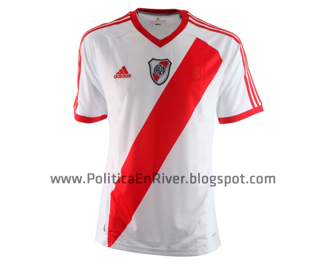 Nueva_Camiseta_River_Plate_2010.jpg