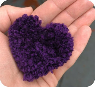 heart+pom+pom+2.jpg