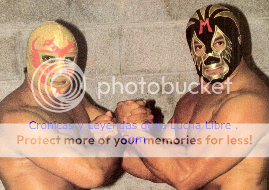 MilMascarasyDosCaras.jpg