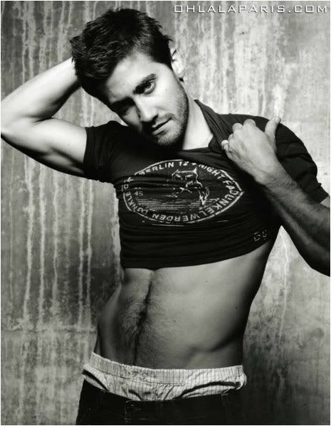 jake_gyllenhaal_abs_02.jpg