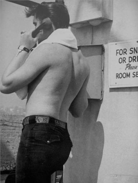 rare_photos_of_famous_people_03_27.jpg