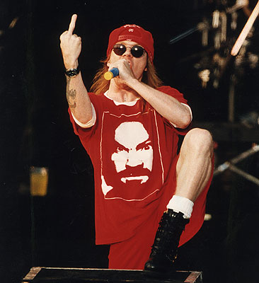 AXL_CHARLES_MANSON_GNR_CLUB.jpg