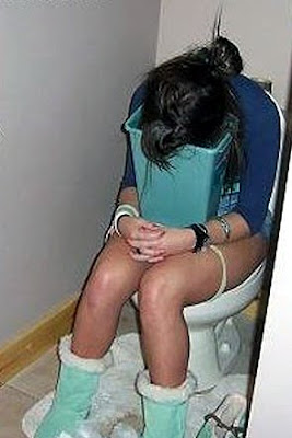 drunk-girl-toilet-vomit-294a110907.jpg
