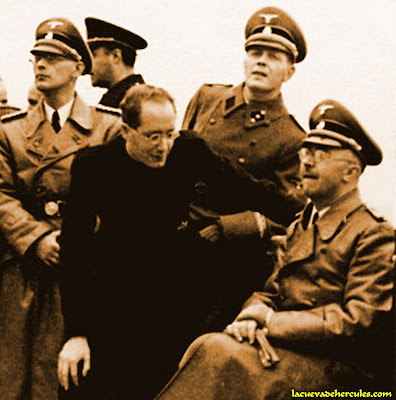 santa-olalla+con+himmler+en+madrid5.jpg