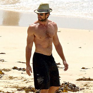 hugh_jackman%20en%20la%20playa.jpg