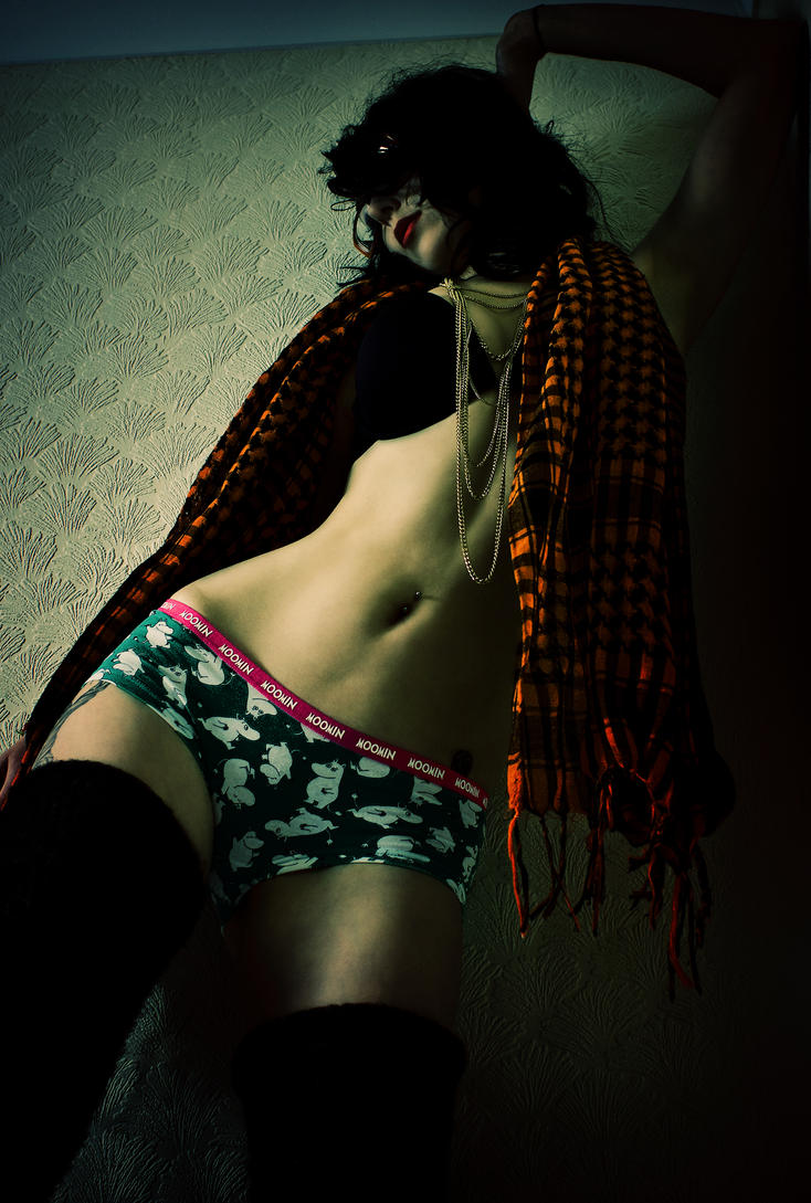hipster_heather_is_soo_retro_by_theothercastle-d32skbq.jpg