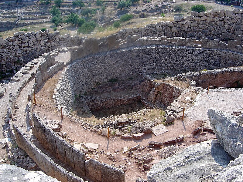 800px-Mycenae_ruins_dsc06388.jpg