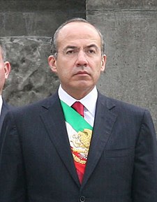 225px-Felipe_Calderon_banda.jpg
