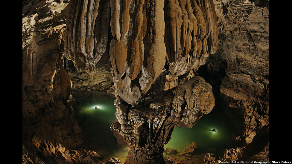 110812150620_cuevas_7_976x549_carstenpeternationalgeographicstockcaters.jpg
