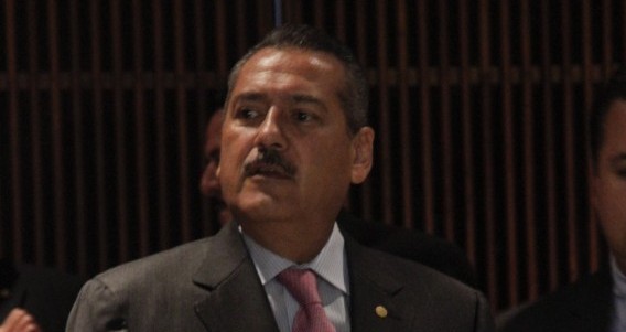 Sesion_Minuto_Silencio_Diputados_Muertos-6-e1348877709374.jpg